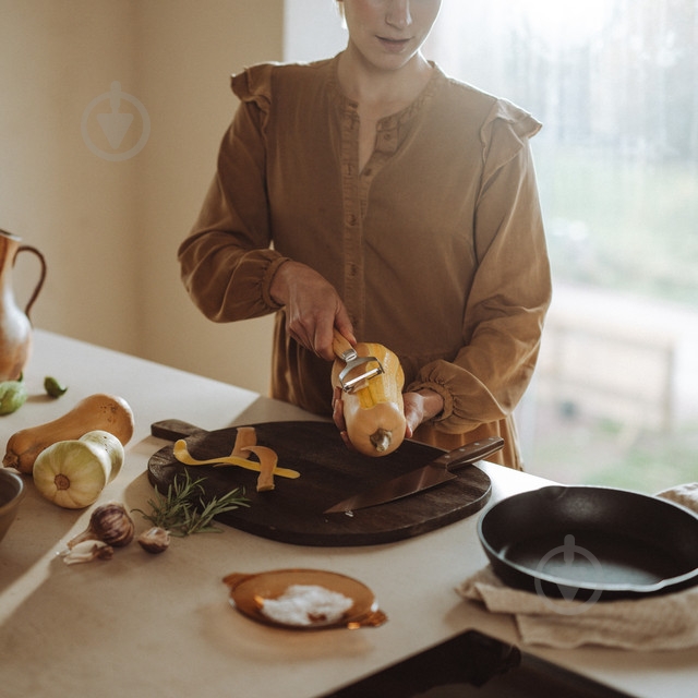 Овощечистка Fiskars Folken Y‑образная (1075682) - фото 6 Овощечистка Fiskars Folken Y‑образная (1075682) - фото 6