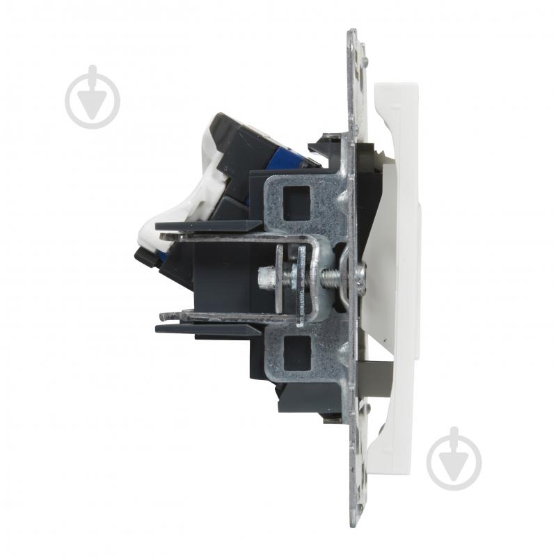 Розетка компьютерная Legrand Suno IP20 белый 721152 - фото 3
