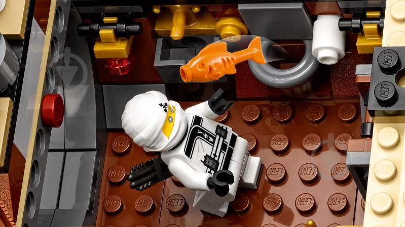 Конструктор LEGO Ninjago Летающий корабль Мастера Ву 70618 - фото 13 Конструктор LEGO Ninjago Летающий корабль Мастера Ву 70618 - фото 13