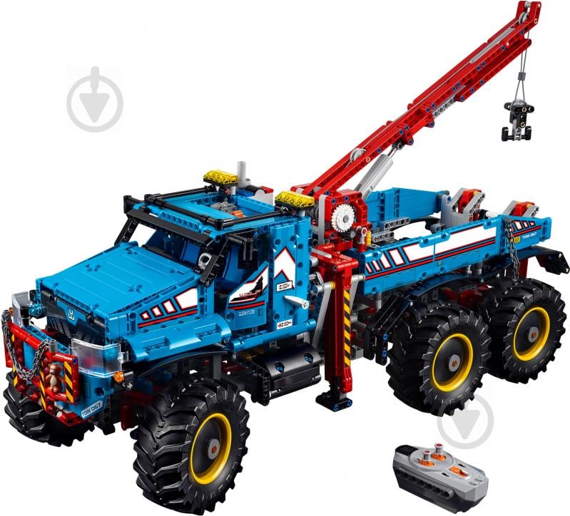 Конструктор LEGO Technic Аварийный внедорожник 6х6 42070 - фото 3