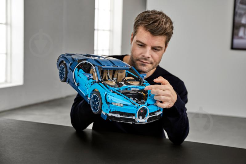 Конструктор LEGO Technic Автомобиль Bugatti Chiron 42083 - фото 88