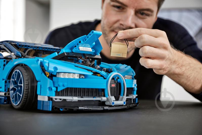 Конструктор LEGO Technic Автомобиль Bugatti Chiron 42083 - фото 104