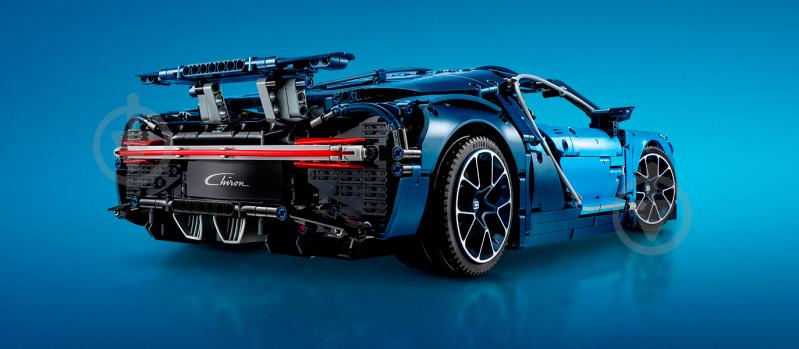 Конструктор LEGO Technic Автомобіль Bugatti Chiron 42083 - фото 31