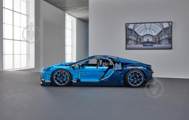 Конструктор LEGO Technic Автомобиль Bugatti Chiron 42083 - фото 26