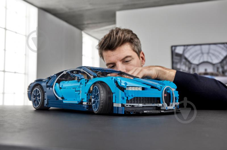 Конструктор LEGO Technic Автомобіль Bugatti Chiron 42083 - фото 119