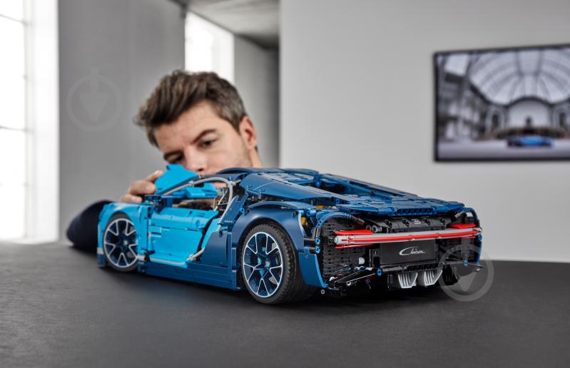 Конструктор LEGO Technic Автомобиль Bugatti Chiron 42083 - фото 72