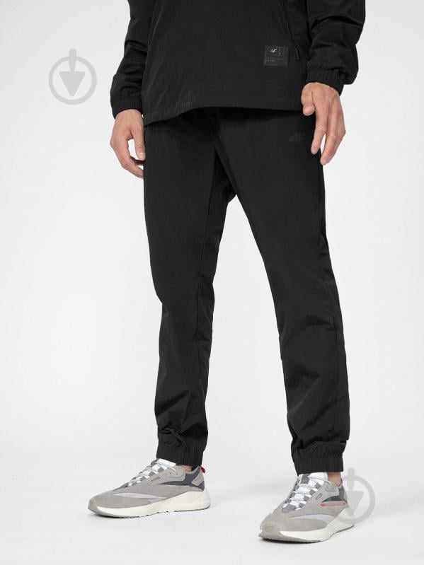 Штани 4F TROUSERS CAS M295 4FSS23TTROM295-20S р. S чорний - фото 1