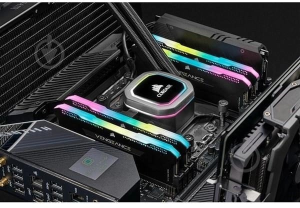 Оперативна пам'ять Corsair DDR4 SDRAM 32 GB (2x16GB) 3600 MHz (CMH32GX4M2D3600C18) Vengeance RGB Pro Black - фото 4