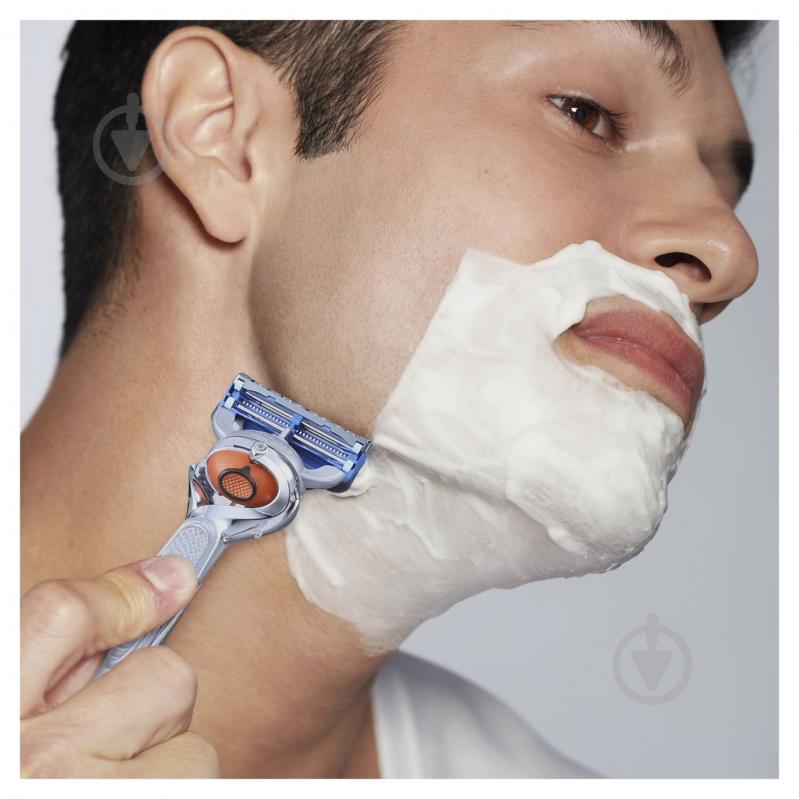 Станок для гоління Gillette Skinguard Sensitive зі змінними картриджами 2 шт. - фото 4