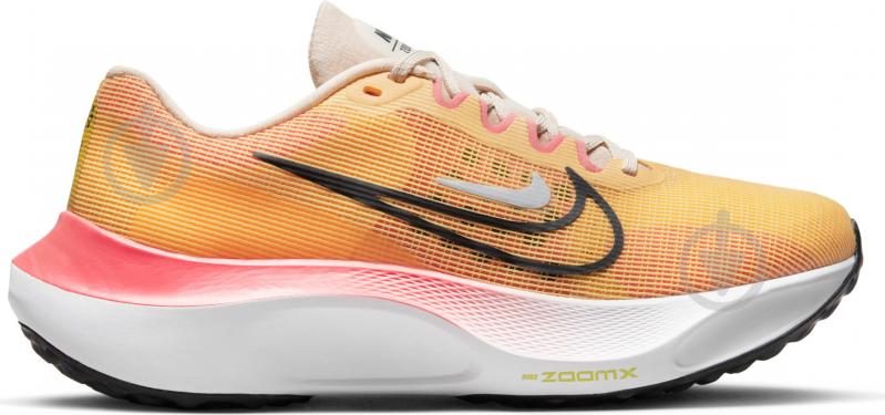 Кросівки жіночі Nike ZOOM FLY 5 DM8974-700 р.41 помаранчеві - фото 1