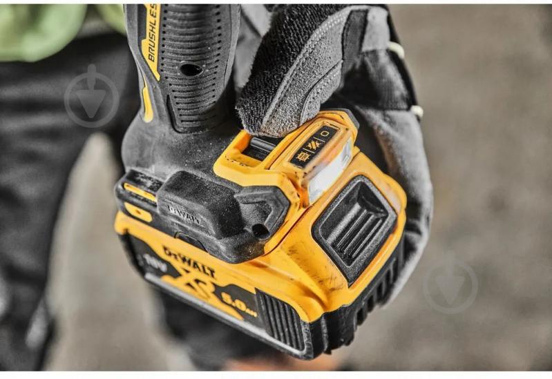 Шуруповерт акумуляторний DeWalt DCD800P2T - фото 7