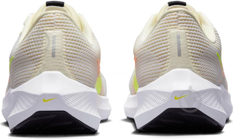 Кросівки чоловічі Nike AIRZOOM PEGASUS 40 DV3853-101 р.42,5 бежеві - фото 9