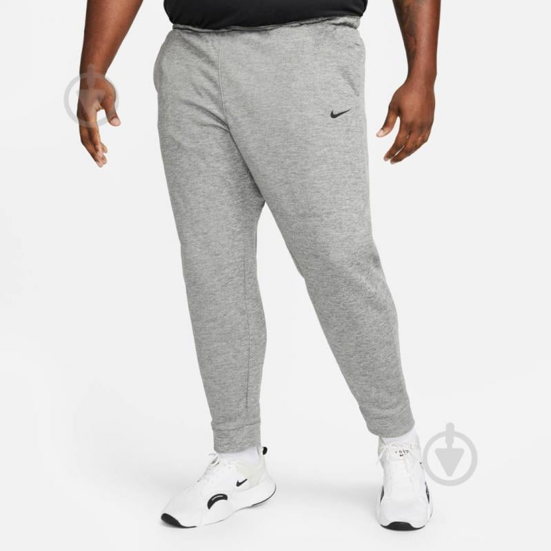 Брюки Nike M NK TF PANT TAPER DQ5405-063 р. M серый - фото 8