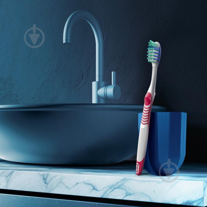 Зубна щітка Oral-B 3D White Fresh середньої жорсткості 2 шт. - фото 7