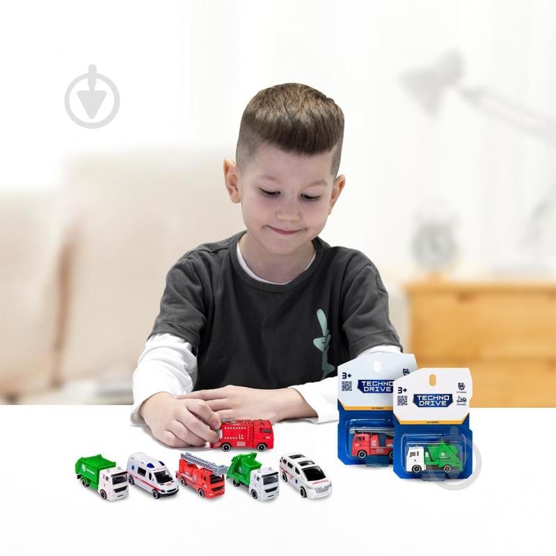 Мини-модель TechnoDrive 1:64 Городская служба в ассортименте 250421CG - фото 18 Мини-модель TechnoDrive 1:64 Городская служба в ассортименте 250421CG - фото 18