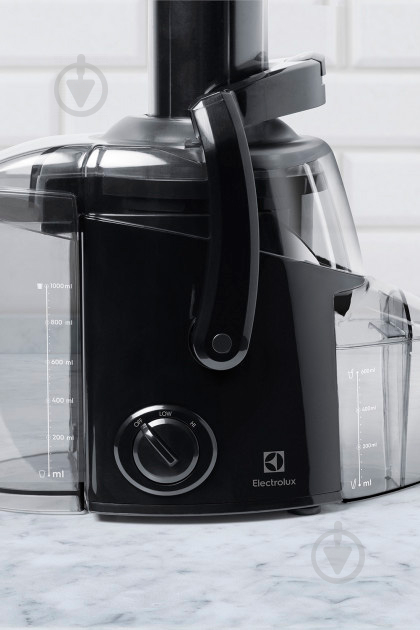 Соковыжималка Electrolux Juicer Create ECJ1-4GB - фото 4