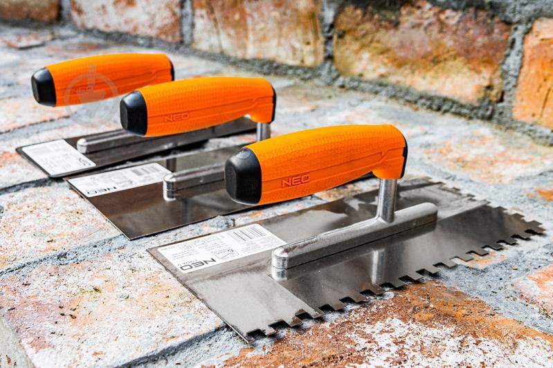 Гладилка зубчатая NEO tools 50-169 - фото 3