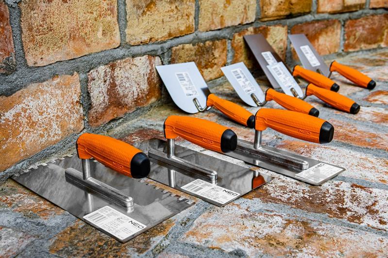 Гладилка зубчатая NEO tools 50-169 - фото 2