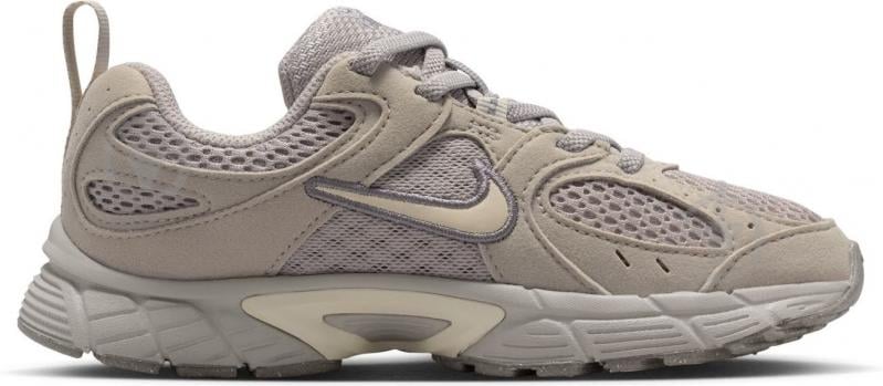 Кросівки дитячі демісезонні Nike V5 Runner Suede IO1646-201 р.31,5 бежеві - фото 2