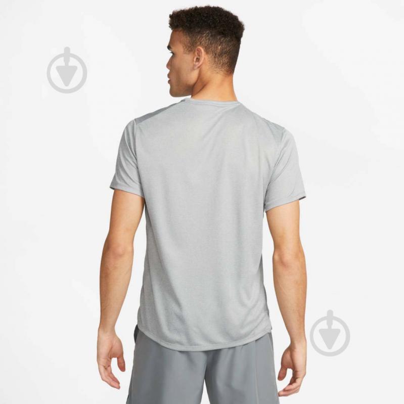 Футболка Nike DF UV MILER SS DV9315-084 р.2XL сірий - фото 2