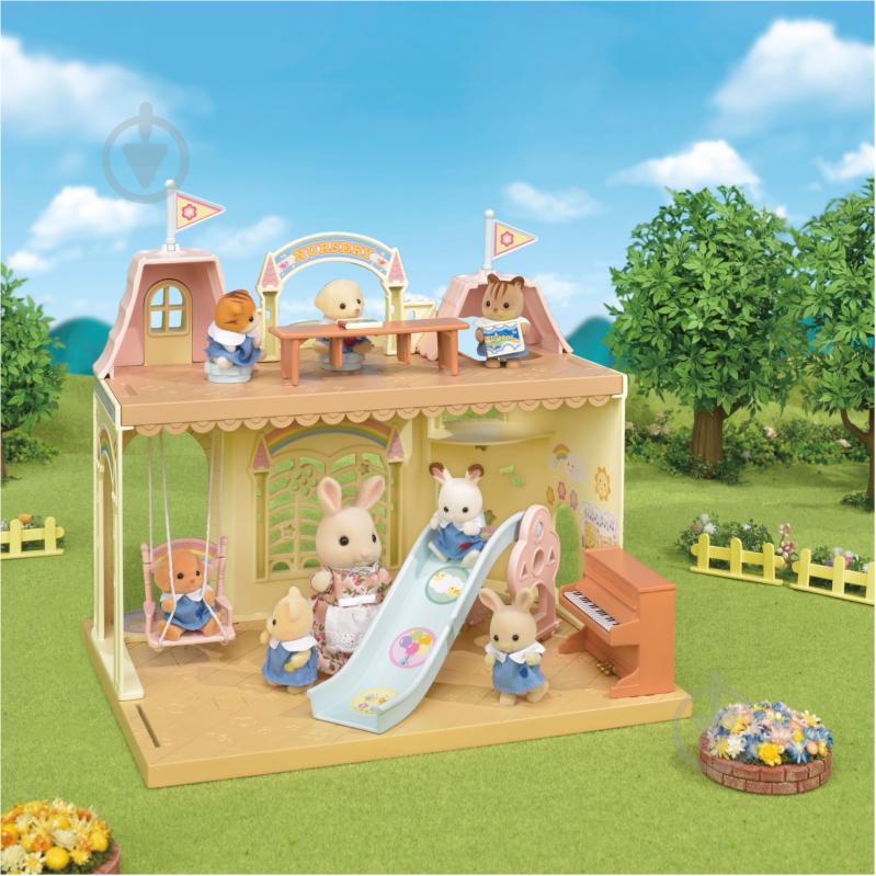 Фигурка коллекционная Sylvanian Families Дворец для малышей,подарочный набор 5670 - фото 6