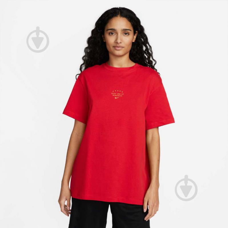 Футболка Nike W NSW TEE SS BF SISTERHOOD DX7940-657 р.M червоний - фото 1