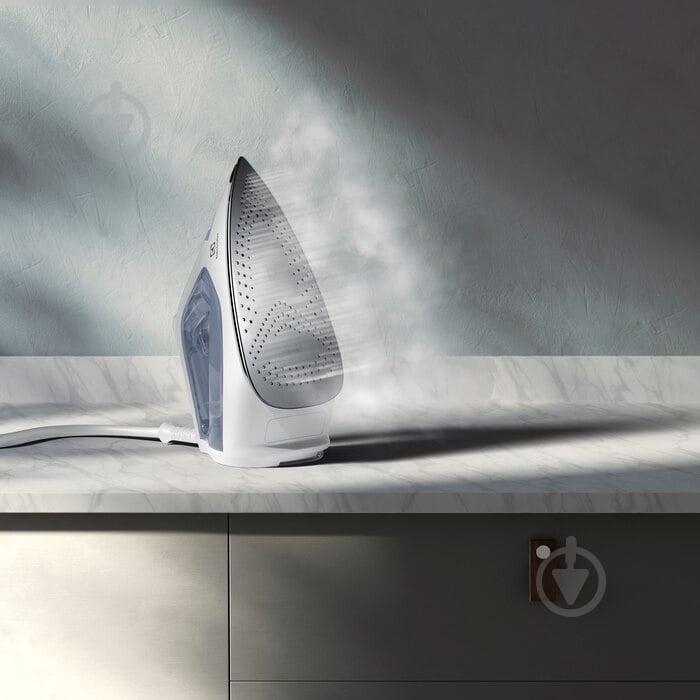 Утюг Electrolux Refine 700 E7SI1-4WB - фото 6 Утюг Electrolux Refine 700 E7SI1-4WB - фото 6