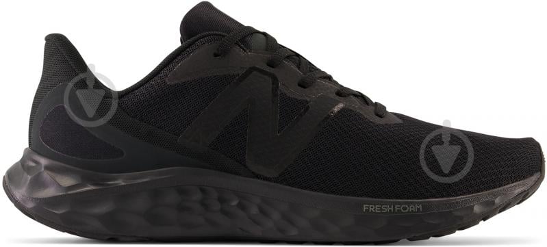 Кросівки чоловічі New Balance Arishi v4 MARISBB4 р.46,5 чорні - фото 1