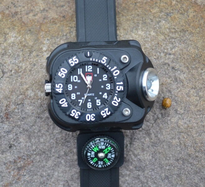 Годинник тактичний чоловічий FlashLight з компасом BESTA - фото 6 Годинник тактичний чоловічий FlashLight з компасом BESTA - фото 6