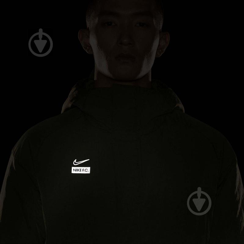 Куртка-парка чоловіча зимова Nike M NK FC LNGR SDLN FILLED JKT DJ0991-335 р.M зелена - фото 9