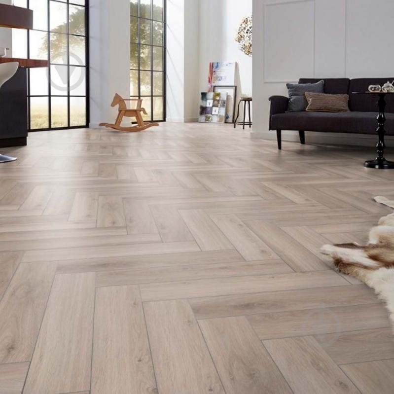 Ламинат елочка Kronotex Herringbone eiche silber 32/АС4/8 мм (3773) - фото 2