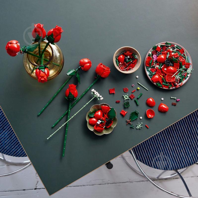 Конструктор LEGO Icons Букет роз 10328 - фото 8