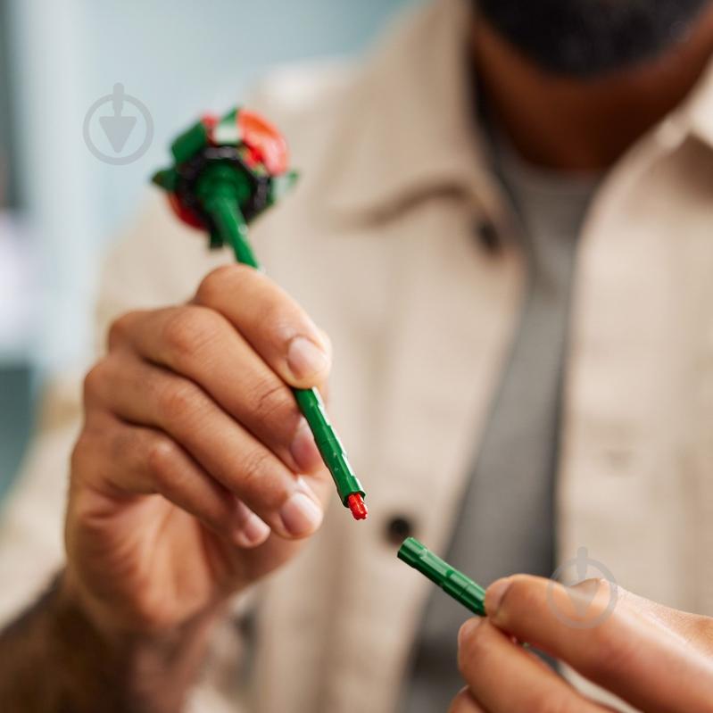 Конструктор LEGO Icons Букет роз 10328 - фото 5