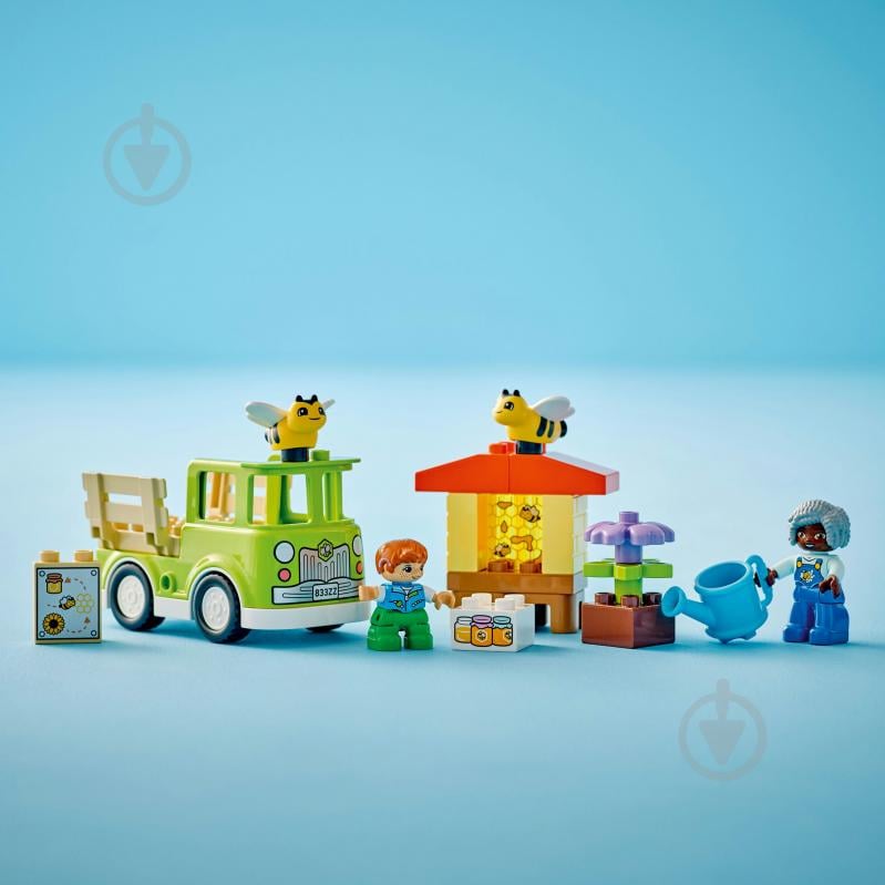 Конструктор LEGO DUPLO Догляд за бджолами й вуликами 10419 - фото 6