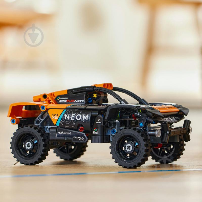 Конструктор LEGO Technic Автомобіль для перегонів NEOM McLaren Extreme E 42166 - фото 6