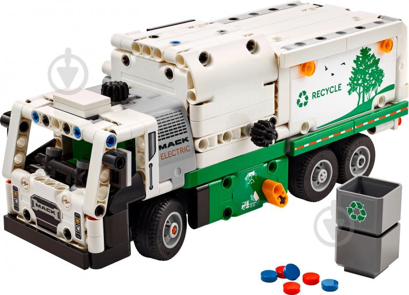 Конструктор LEGO Technic Мусоровоз Mack® LR Electric 42167 - фото 3