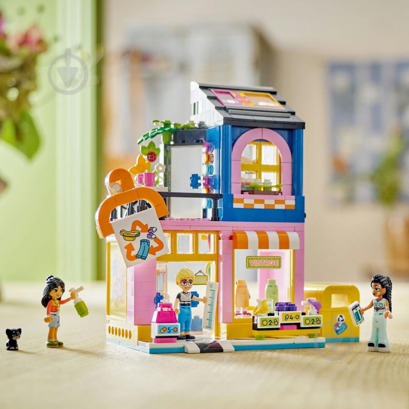 Конструктор LEGO Friends Магазин винтажной одежды 42614 - фото 5