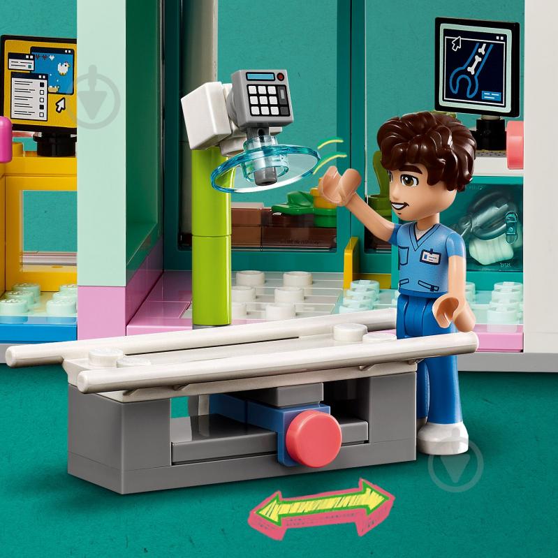 Конструктор LEGO Friends Лікарня в Хартлейк-Сіті 42621 - фото 8