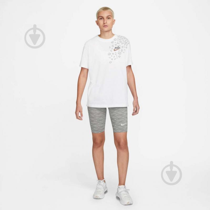 Футболка Nike W NSW TEE BF PATCH DM2806-100 р.S білий - фото 2