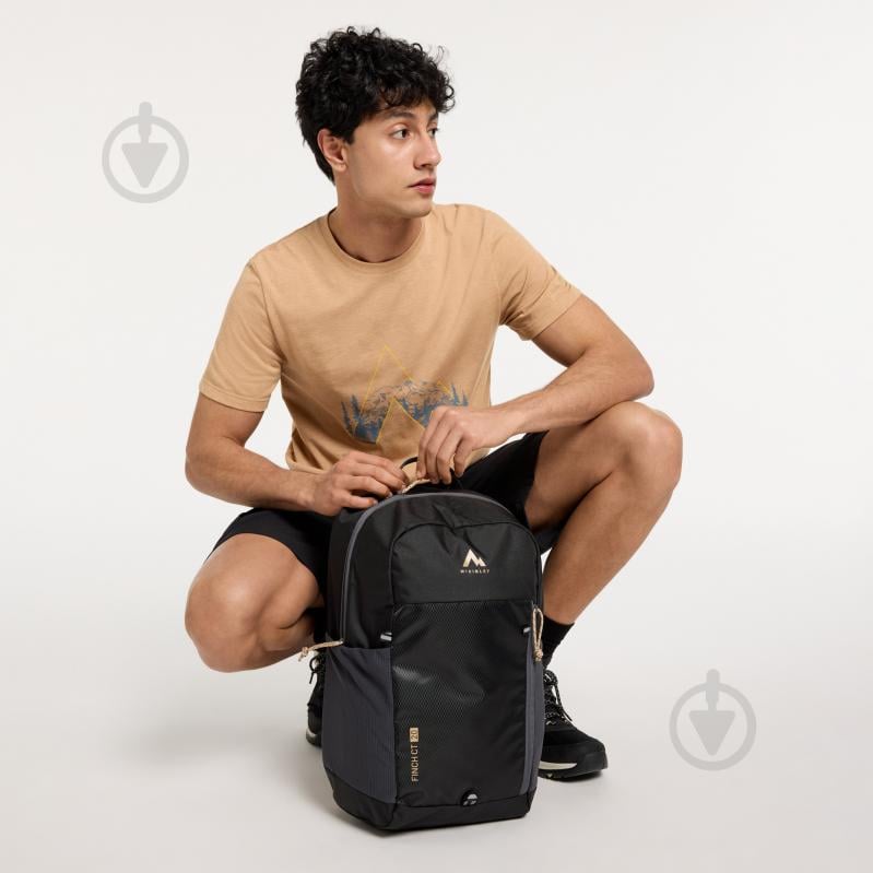 Рюкзак McKinley Finch CT 20 410572-911057 20 л черный - фото 9