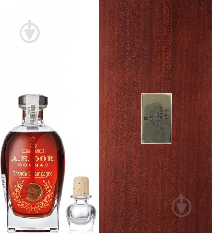 Коньяк A.E.Dor Extra 0,7 л - фото 1
