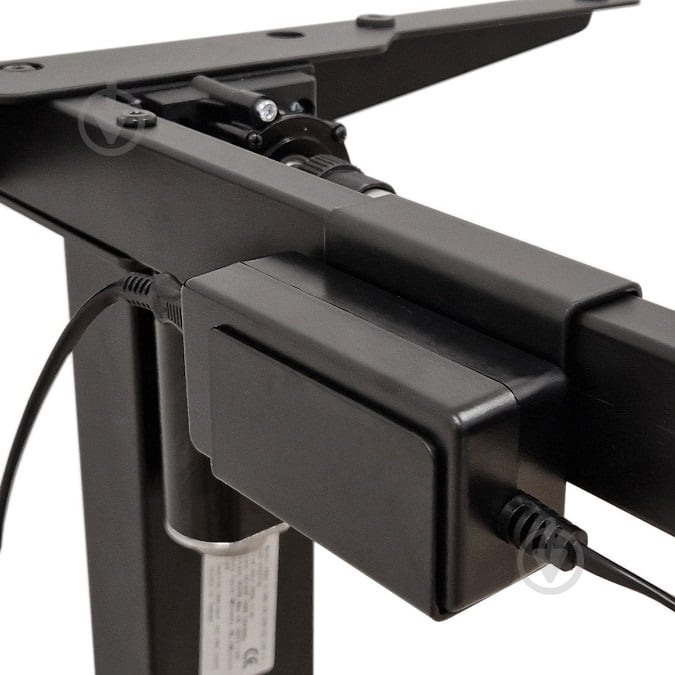 Стіл комп'ютерний BIM Furniture BIMotion 1400х700х730 мм білий матовий / чорний матовий - фото 4 Стіл комп'ютерний BIM Furniture BIMotion 1400х700х730 мм білий матовий / чорний матовий - фото 4