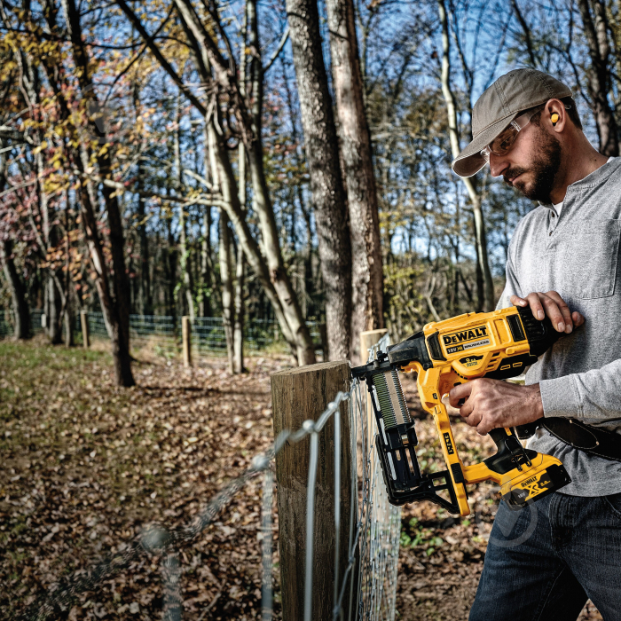 Степлер акумуляторний DeWalt DCFS950N - фото 17