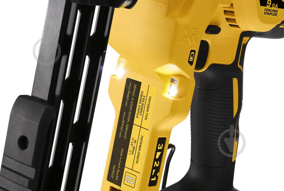 Степлер акумуляторний DeWalt DCFS950N - фото 7