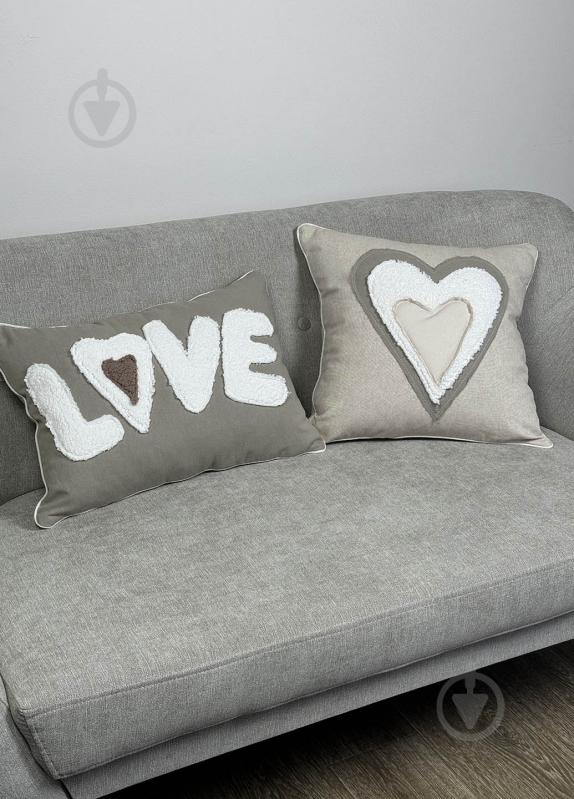 Подушка декоративна Серденько трикольорове 45x45 см Прованс - фото 3 Подушка декоративна Серденько трикольорове 45x45 см Прованс - фото 3