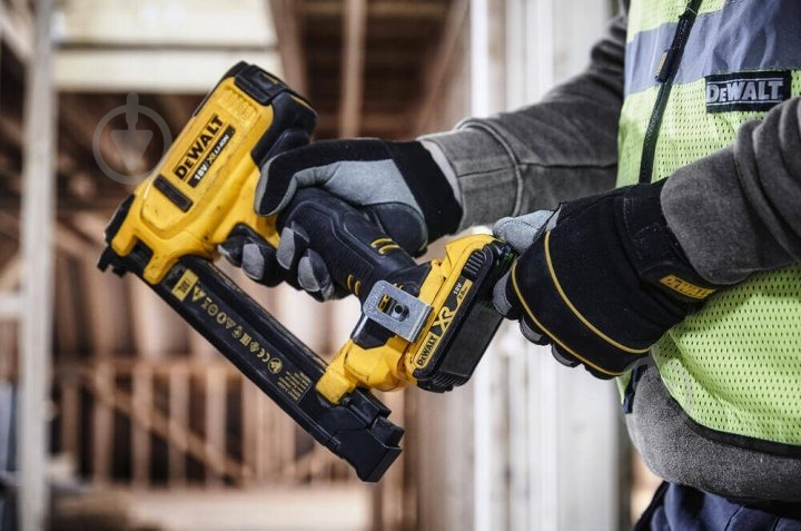 Степлер акумуляторний DeWalt DCN701D2 - фото 9