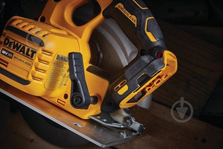 Пила дисковая DeWalt аккумуляторная бесщеточная Flexvolt Advantage DCS573NT - фото 12