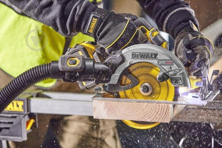 Пила дисковая DeWalt аккумуляторная бесщеточная Flexvolt Advantage DCS573NT - фото 8