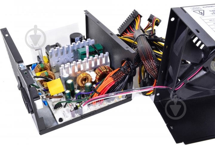 Блок живлення QUBE QBC-GPM-550W-80B 550 Вт - фото 7