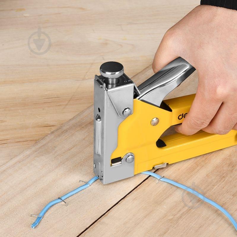 Степлер Deli EDL238003 - фото 1